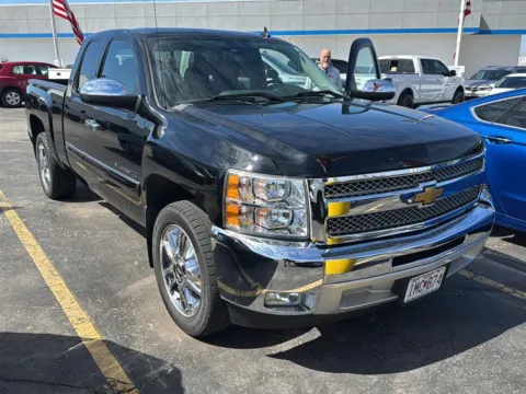 Black 2013 Chevrolet Silverado 1500 LT for sale in Independence, MO
