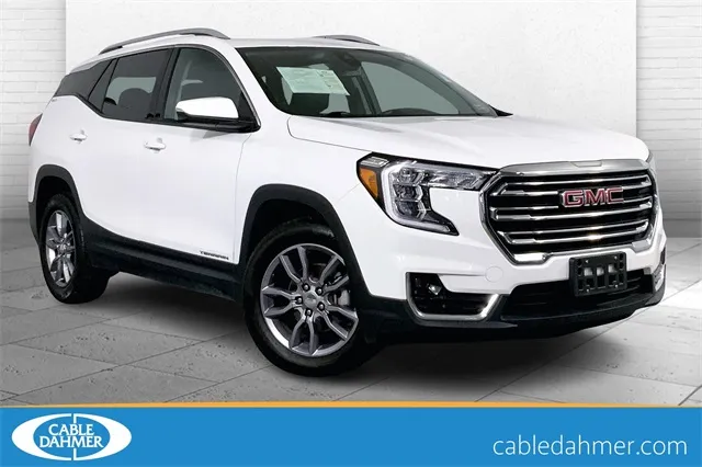 White 2023 GMC Terrain SLT for sale in Independence, MO