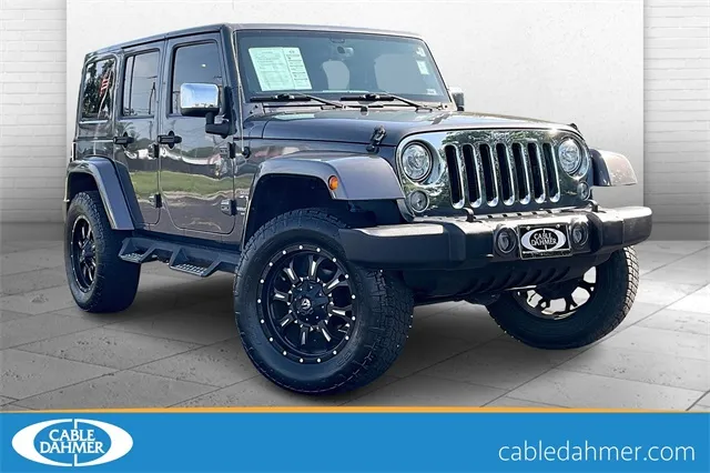 Gray 2017 Jeep Wrangler Unlimited Sahara for sale in Independence, MO
