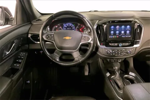 More photos of 2023 Chevrolet Traverse High Country at Cable Dahmer Chevrolet of Independence, MO