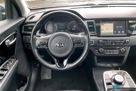 More photos of 2019 Kia Niro EV EX Premium at Cable Dahmer Chevrolet of Independence, MO