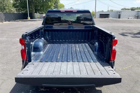 More photos of 2021 Chevrolet Silverado 1500 Custom at Cable Dahmer Chevrolet of Independence, MO