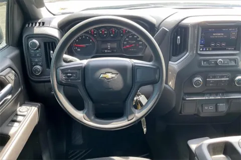 More photos of 2021 Chevrolet Silverado 1500 Custom at Cable Dahmer Chevrolet of Independence, MO
