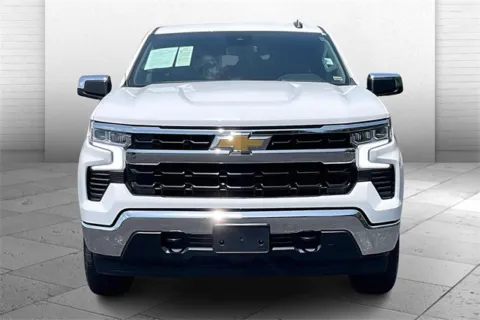 Photos of 2022 Chevrolet Silverado 1500 LT for sale in Independence, MO at Cable Dahmer Chevrolet of Independence
