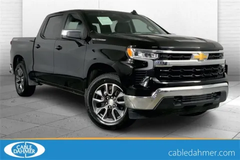 Black 2022 Chevrolet Silverado 1500 LT for sale in Independence, MO
