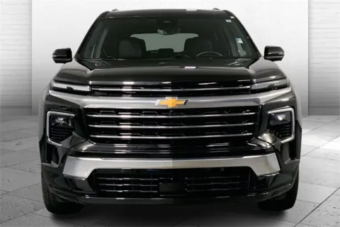 Photos of 2024 Chevrolet Traverse RS for sale in Independence, MO at Cable Dahmer Chevrolet of Independence
