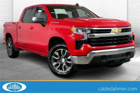 Red 2022 Chevrolet Silverado 1500 LT for sale in Independence, MO