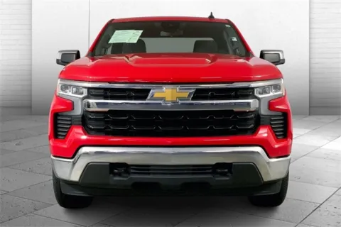 Photos of 2022 Chevrolet Silverado 1500 LT for sale in Independence, MO at Cable Dahmer Chevrolet of Independence