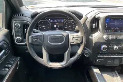 More photos of 2022 GMC Sierra 2500HD Denali at Cable Dahmer Chevrolet of Independence, MO