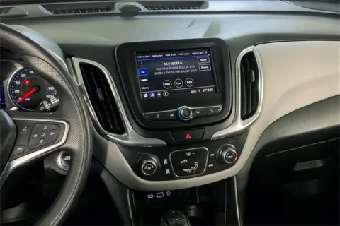 More photos of 2020 Chevrolet Equinox LT at Cable Dahmer Chevrolet of Independence, MO