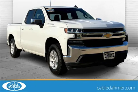 White 2019 Chevrolet Silverado 1500 LT for sale in Independence, MO
