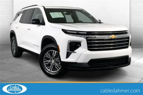 White 2025 Chevrolet Traverse LT for sale in Independence, MO