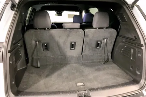 More photos of 2025 Chevrolet Traverse LT at Cable Dahmer Chevrolet of Independence, MO
