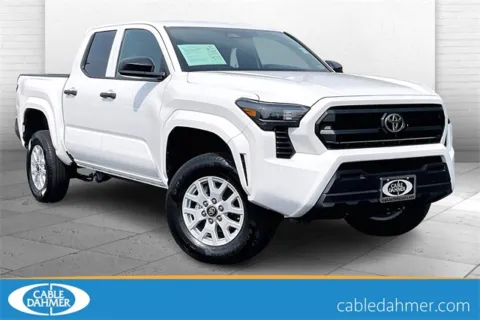 Black 2025 Toyota Tacoma SR for sale in Independence, MO