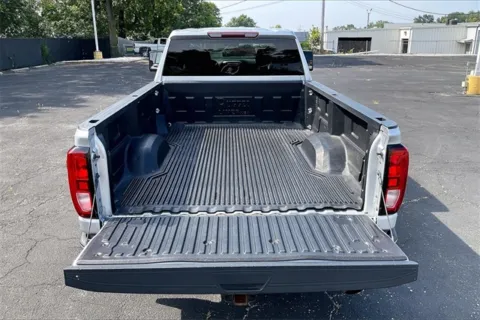 More photos of 2020 GMC Sierra 2500HD SLE at Cable Dahmer Chevrolet of Independence, MO