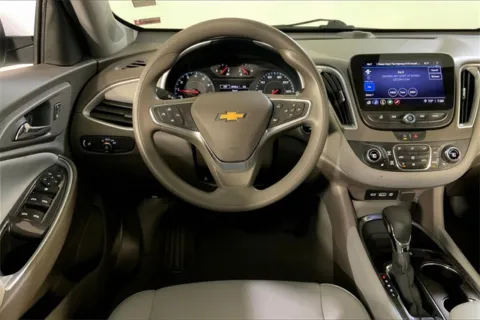 More photos of 2022 Chevrolet Malibu LT at Cable Dahmer Chevrolet of Independence, MO