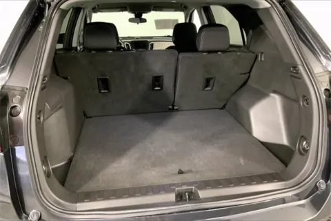 More photos of 2022 Chevrolet Equinox LS at Cable Dahmer Chevrolet of Independence, MO