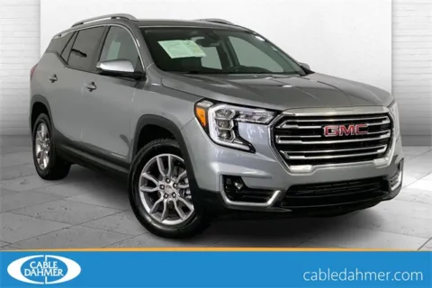 Gray 2024 GMC Terrain SLT for sale in Independence, MO