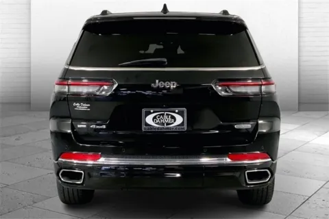 Another view of 2021 Jeep Grand Cherokee L Overland for sale in Independence, MO at Cable Dahmer Chevrolet of Independence