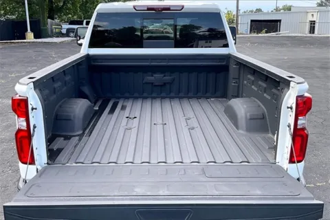 More photos of 2022 Chevrolet Silverado 2500HD LTZ at Cable Dahmer Chevrolet of Independence, MO