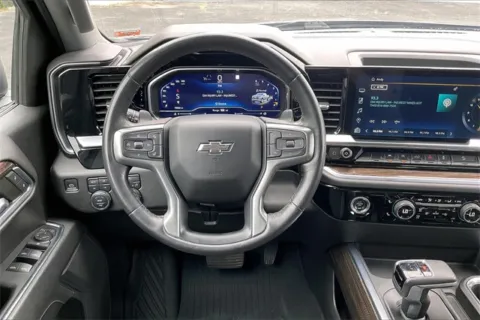 More photos of 2022 Chevrolet Silverado 1500 RST at Cable Dahmer Chevrolet of Independence, MO