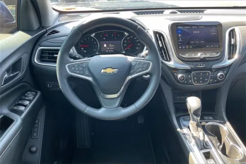 More photos of 2022 Chevrolet Equinox Premier at Cable Dahmer Chevrolet of Independence, MO