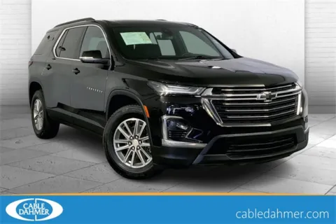 Black 2023 Chevrolet Traverse LT for sale in Independence, MO