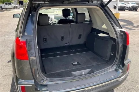 More photos of 2017 GMC Terrain SLT at Cable Dahmer Chevrolet of Independence, MO
