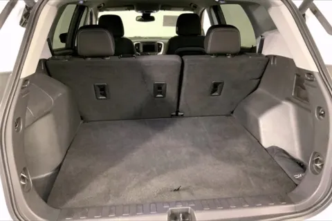 More photos of 2023 GMC Terrain SLE at Cable Dahmer Chevrolet of Independence, MO