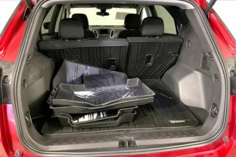 More photos of 2023 Chevrolet Equinox LT at Cable Dahmer Chevrolet of Independence, MO