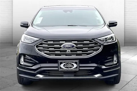 Photos of 2019 Ford Edge Titanium for sale in Independence, MO at Cable Dahmer Chevrolet of Independence