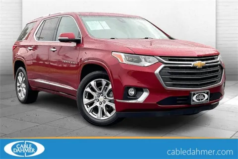 Red 2019 Chevrolet Traverse Premier for sale in Independence, MO