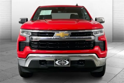 Photos of 2022 Chevrolet Silverado 1500 LT for sale in Independence, MO at Cable Dahmer Chevrolet of Independence