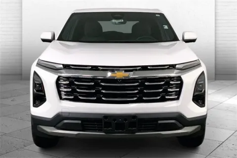 Photos of 2025 Chevrolet Equinox LT for sale in Independence, MO at Cable Dahmer Chevrolet of Independence