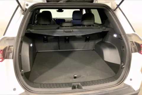 More photos of 2025 Chevrolet Equinox LT at Cable Dahmer Chevrolet of Independence, MO