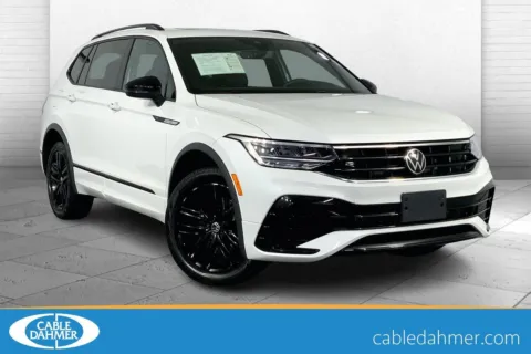 White 2022 Volkswagen Tiguan SE R-Line Black for sale in Independence, MO