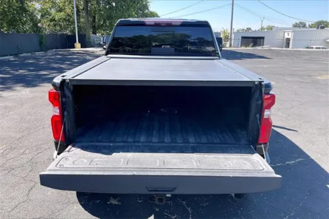 More photos of 2021 Chevrolet Silverado 2500HD LTZ at Cable Dahmer Chevrolet of Independence, MO