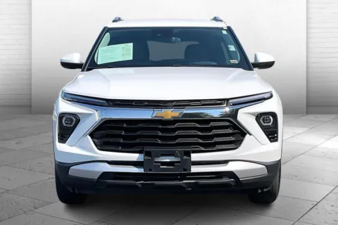 Photos of 2024 Chevrolet Trailblazer LT for sale in Independence, MO at Cable Dahmer Chevrolet of Independence