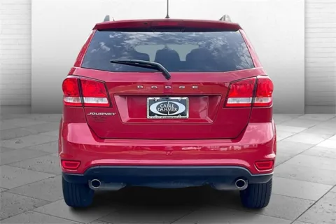Another view of 2018 Dodge Journey SXT for sale in Independence, MO at Cable Dahmer Chevrolet of Independence