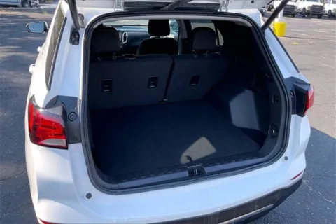More photos of 2024 Chevrolet Equinox LT at Cable Dahmer Chevrolet of Independence, MO