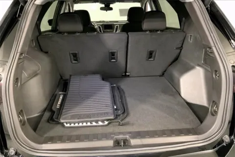More photos of 2023 Chevrolet Equinox LT at Cable Dahmer Chevrolet of Independence, MO