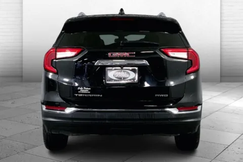 Another view of 2024 GMC Terrain SLT for sale in Independence, MO at Cable Dahmer Chevrolet of Independence