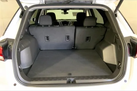 More photos of 2022 Chevrolet Equinox LT at Cable Dahmer Chevrolet of Independence, MO
