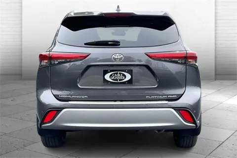 Another view of 2021 Toyota Highlander Platinum for sale in Independence, MO at Cable Dahmer Chevrolet of Independence