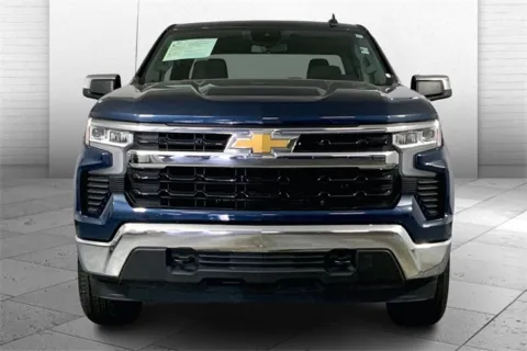 Photos of 2023 Chevrolet Silverado 1500 LT for sale in Independence, MO at Cable Dahmer Chevrolet of Independence