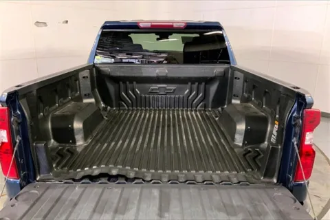 More photos of 2023 Chevrolet Silverado 1500 LT at Cable Dahmer Chevrolet of Independence, MO