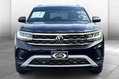 Photos of 2021 Volkswagen Atlas Cross Sport 2.0T SE for sale in Independence, MO at Cable Dahmer Chevrolet of Independence