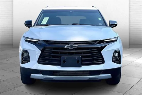 Photos of 2022 Chevrolet Blazer 2LT for sale in Independence, MO at Cable Dahmer Chevrolet of Independence