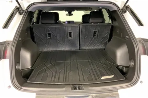 More photos of 2023 Chevrolet Blazer 2LT at Cable Dahmer Chevrolet of Independence, MO