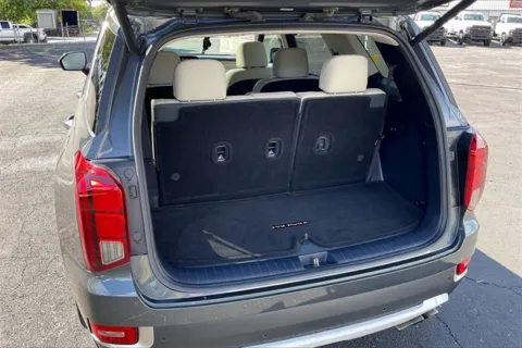 More photos of 2021 Hyundai Palisade SEL at Cable Dahmer Chevrolet of Independence, MO